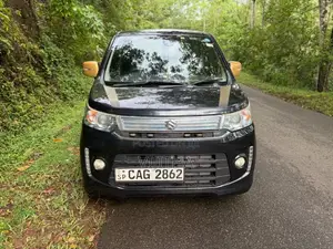 Suzuki Wagon R FZ 2014 Car (Used)