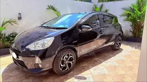 Toyota Aqua S Grade 2013 Car (Used)