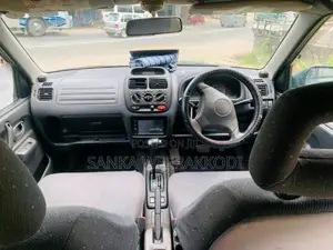 Suzuki Swift 2005 Car (Used)