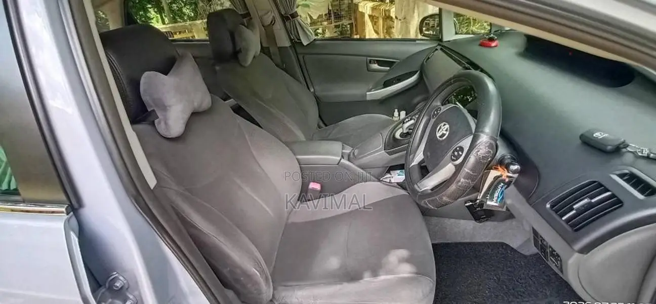 Toyota Prius 2011 Car (Used)
