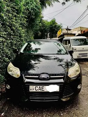 Ford Focus 2012 Car (Used)
