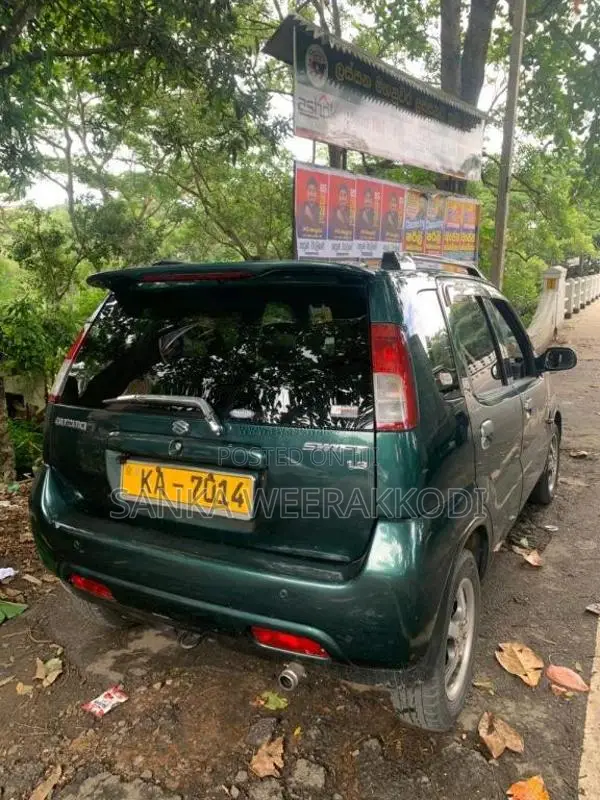 Suzuki Swift 2005 Car (Used)