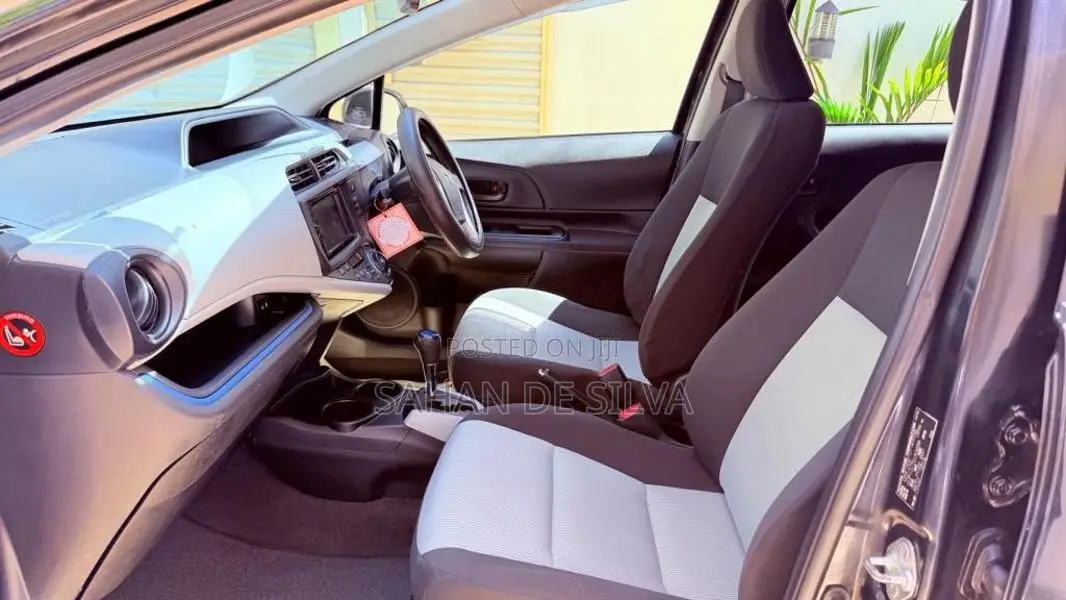 Toyota Aqua S Grade 2013 Car (Used)