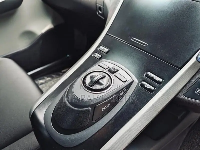Toyota SAI 2013 Car (Used)