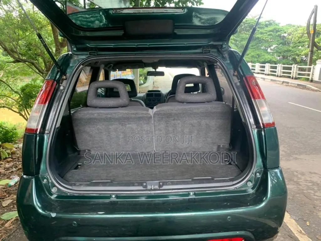 Suzuki Swift 2005 Car (Used)