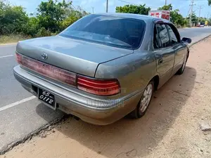 Toyota CAMRY CV30 1992 Car (Used)