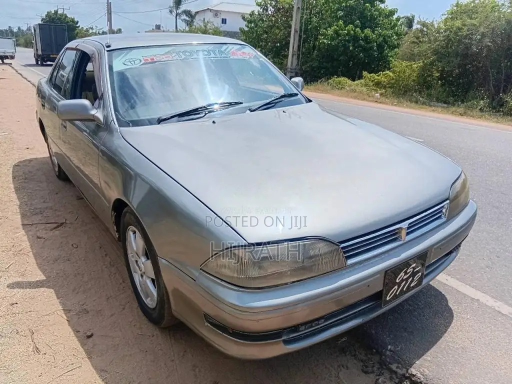 Toyota CAMRY CV30 1992 Car (Used)