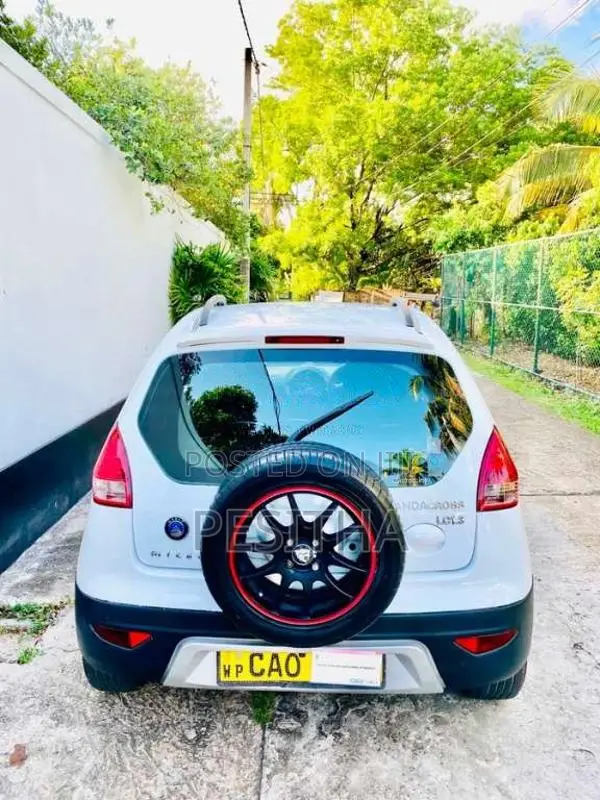 Micro Panda Cross 2016 Car (Used)