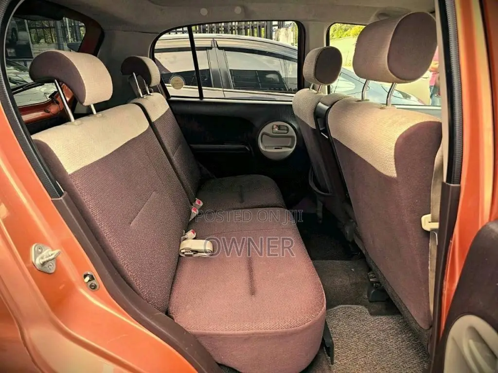 Toyota PASSO HANA KGC30 2013 Car (Used)