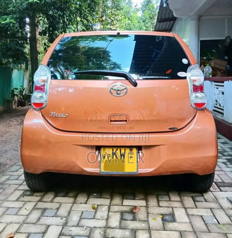 Toyota PASSO HANA KGC30 2013 Car (Used)