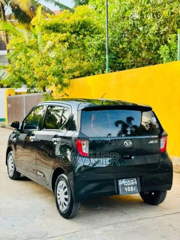 Daihatsu Mira 2023 Car (Used)