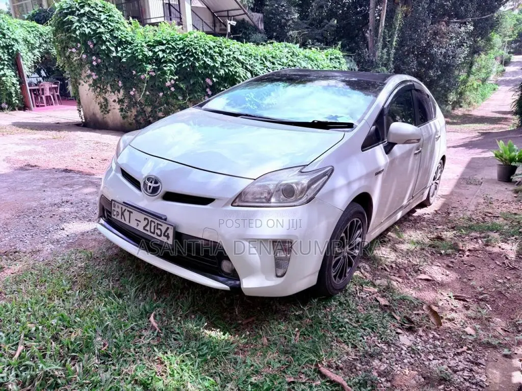 Toyota Prius 2010 Car (Used)