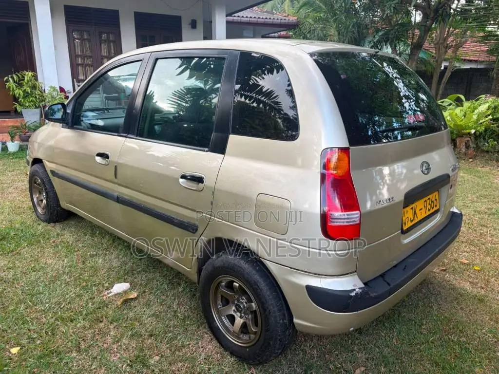 Hyundai Matrix 2001 Car (Used)