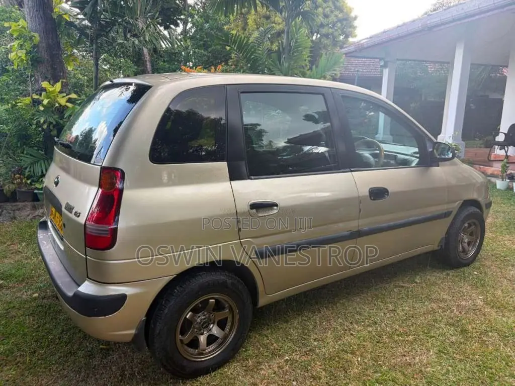 Hyundai Matrix 2001 Car (Used)