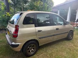 Hyundai Matrix 2001 Car (Used)