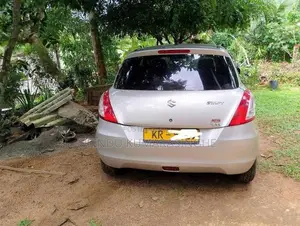 Suzuki Swift 2011 Car (Used)