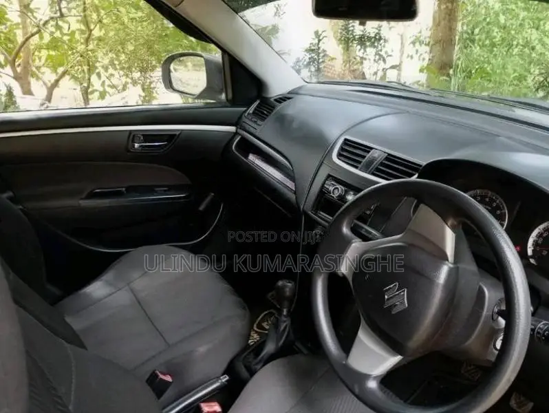Suzuki Swift 2011 Car (Used)