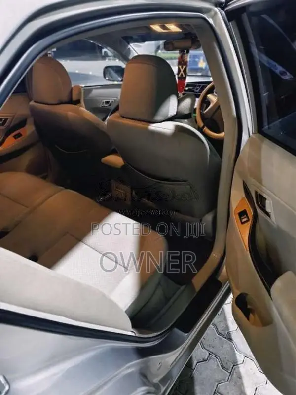 Toyota Premio 260 G Superior 2010 Car (Used)