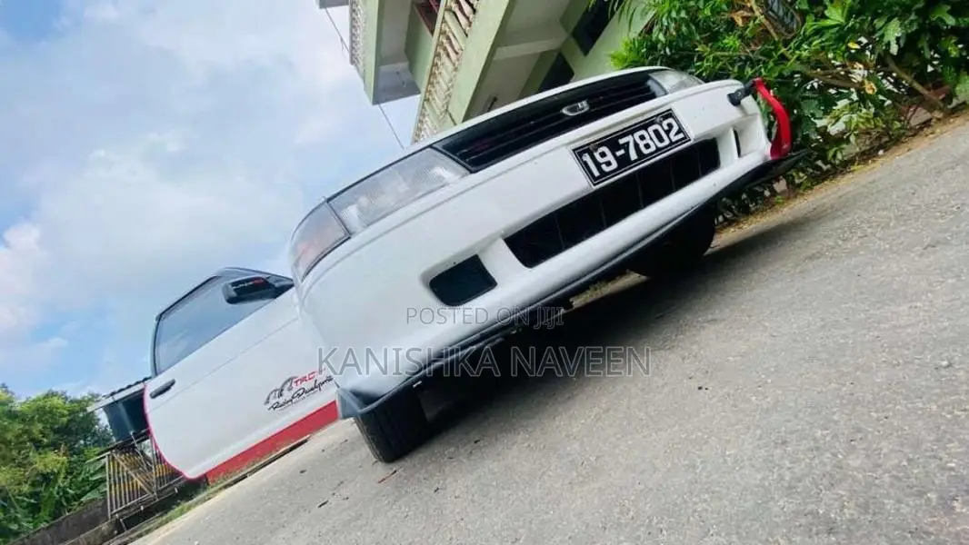 Toyota Corolla 2 Windy 1993 Car (Used)