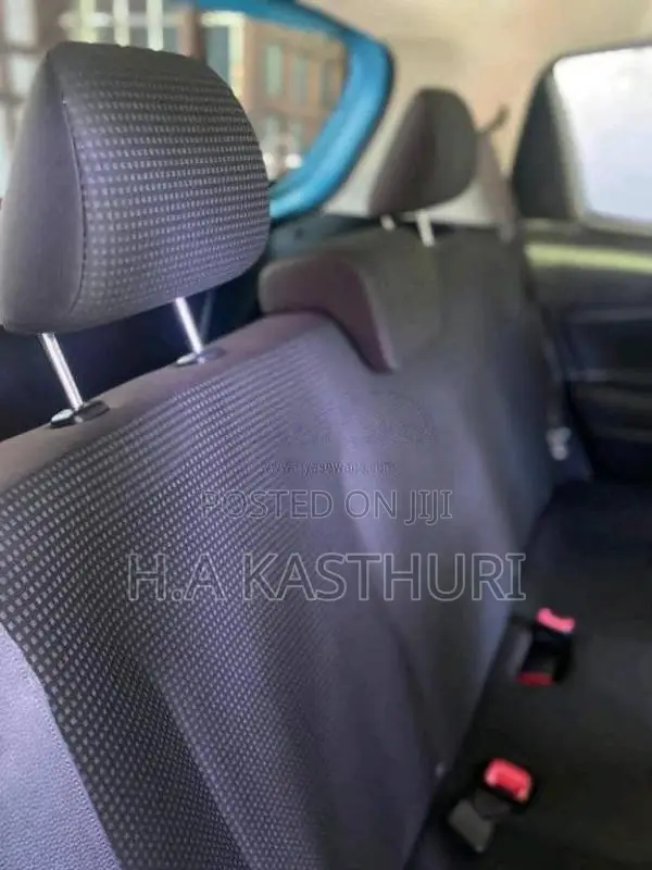 Toyota Vitz 2015 Car (Used)