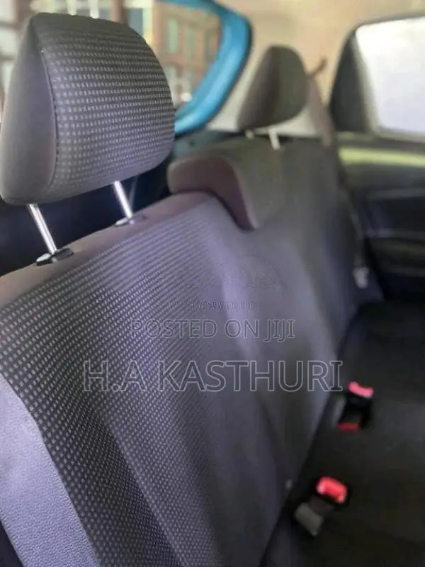 Toyota Vitz 2015 Car (Used)