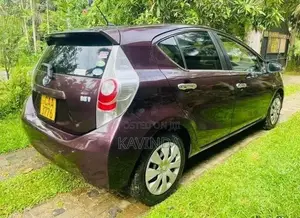 Toyota Aqua 2014 Car (Used)