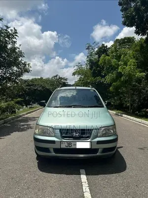 Hyundai Matrix 2001 Car (Used)