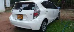 Toyota Aqua 2014 Car (Used)
