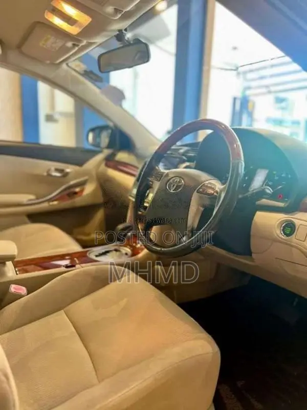 Toyota Premio G Superior 2013 Car (Used)