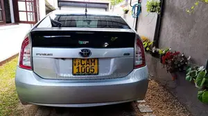 Toyota Prius 2012 Car (Used)