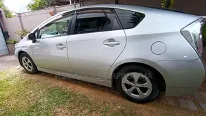 Toyota Prius 2012 Car (Used)