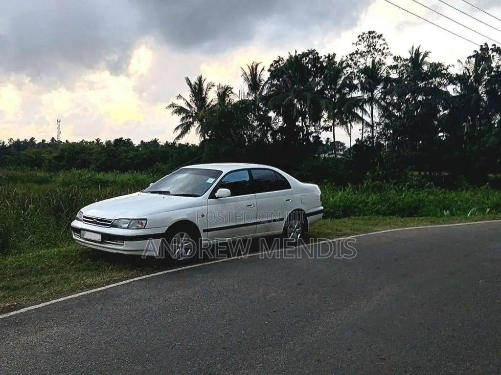 Toyota Corona AT190 1994 Car (Used)