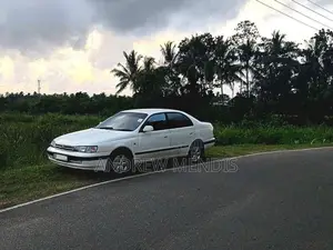 Toyota Corona AT190 1994 Car (Used)