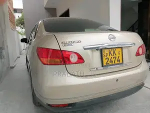 Nissan Bluebird Sylphy G11 2010 Car (Used)