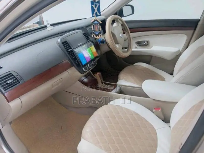 Nissan Bluebird Sylphy G11 2010 Car (Used)