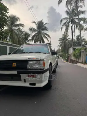 Mitsubishi Lancer Box 1980 Car (Used)