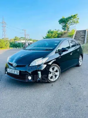 Toyota Prius S Touring 2014 Car (Used)