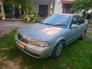 Nissan FB15 2000 Car (Used)