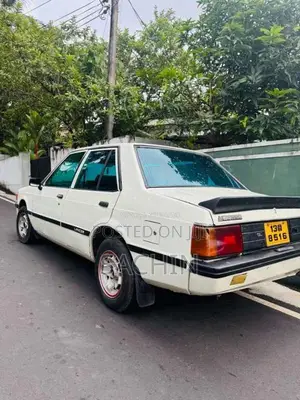 Mitsubishi Lancer Box 1980 Car (Used)
