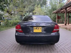 Toyota Axio X Limited 2011 Car (Used)