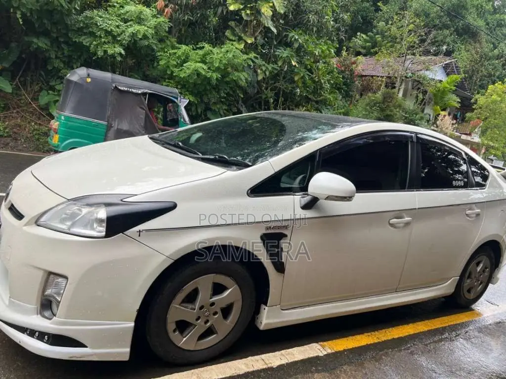 Toyota Prius 2009 Car (Used)