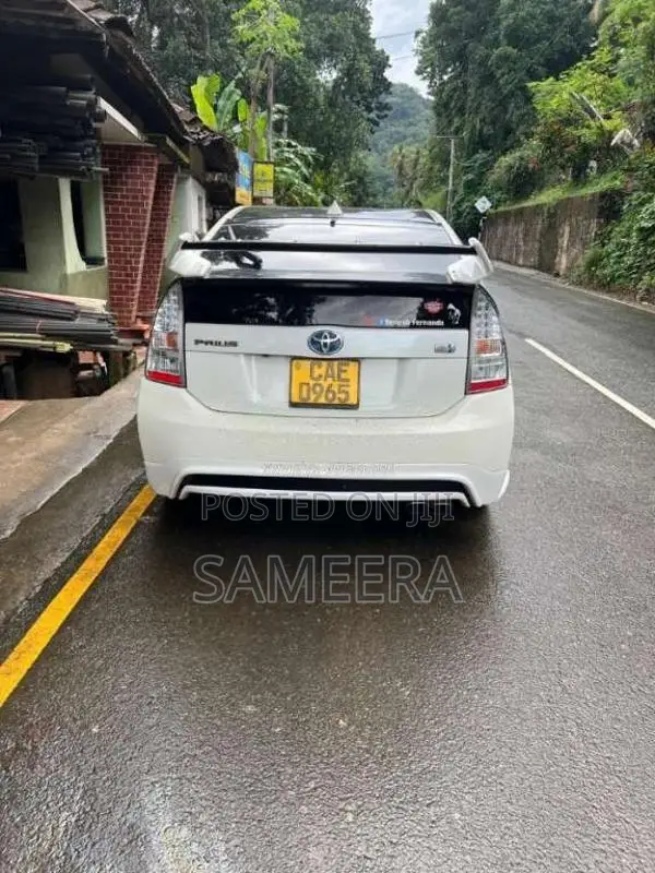 Toyota Prius 2009 Car (Used)