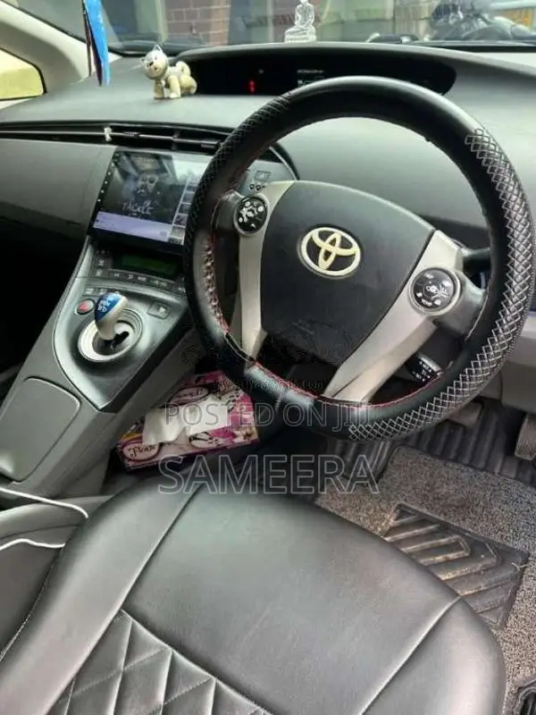 Toyota Prius 2009 Car (Used)