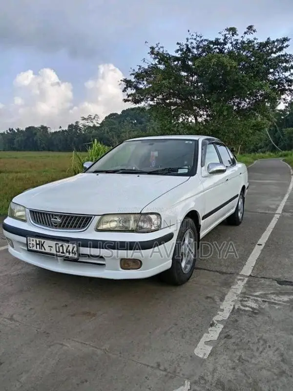 Nissan Ex Saloon FB15 2000 Car (Used)