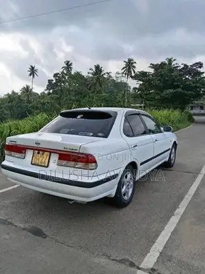 Nissan Ex Saloon FB15 2000 Car (Used)