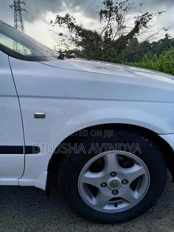 Nissan Ex Saloon FB15 2000 Car (Used)