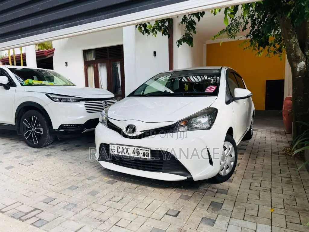 Toyota Vitz Safety 2016 Car (Used)