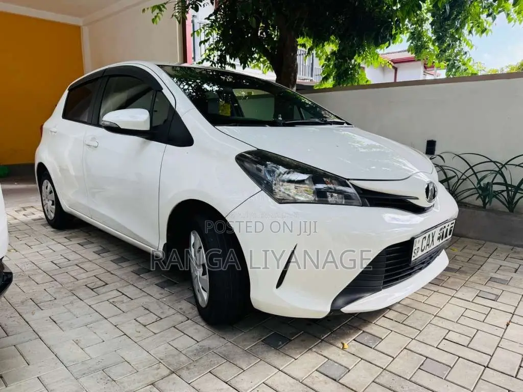 Toyota Vitz Safety 2016 Car (Used)