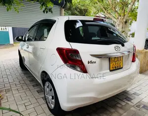 Toyota Vitz Safety 2016 Car (Used)