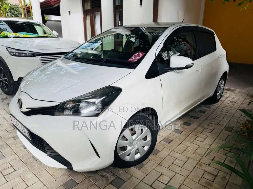 Toyota Vitz Safety 2016 Car (Used)